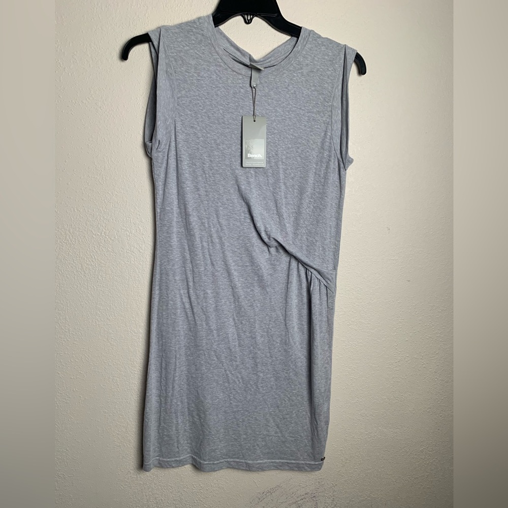Bench Women Size Medium New‎ Jersey sleeveless Gray Midi Dress